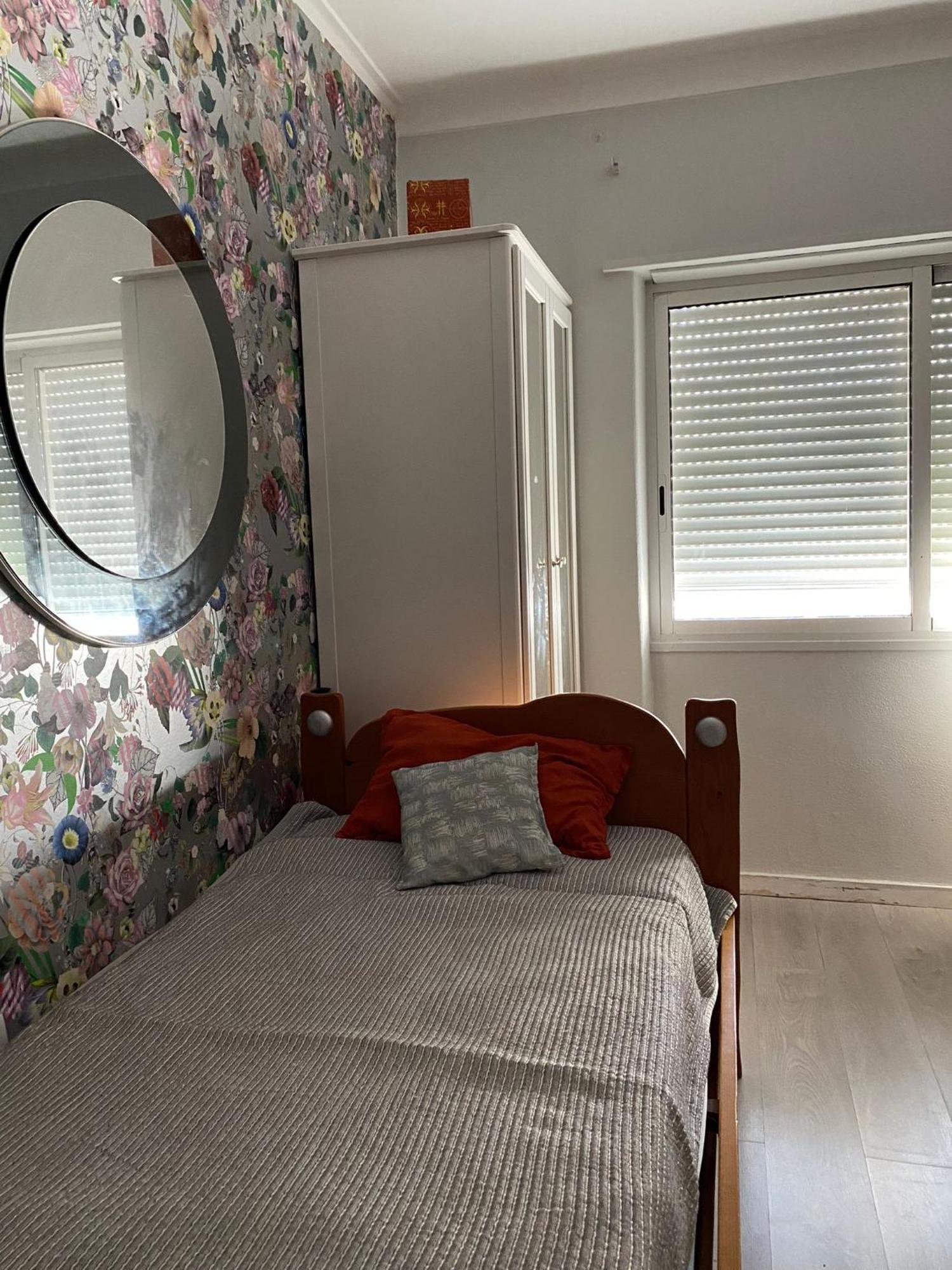 Casa Em Charneca De Caparica Βίλα Εξωτερικό φωτογραφία
